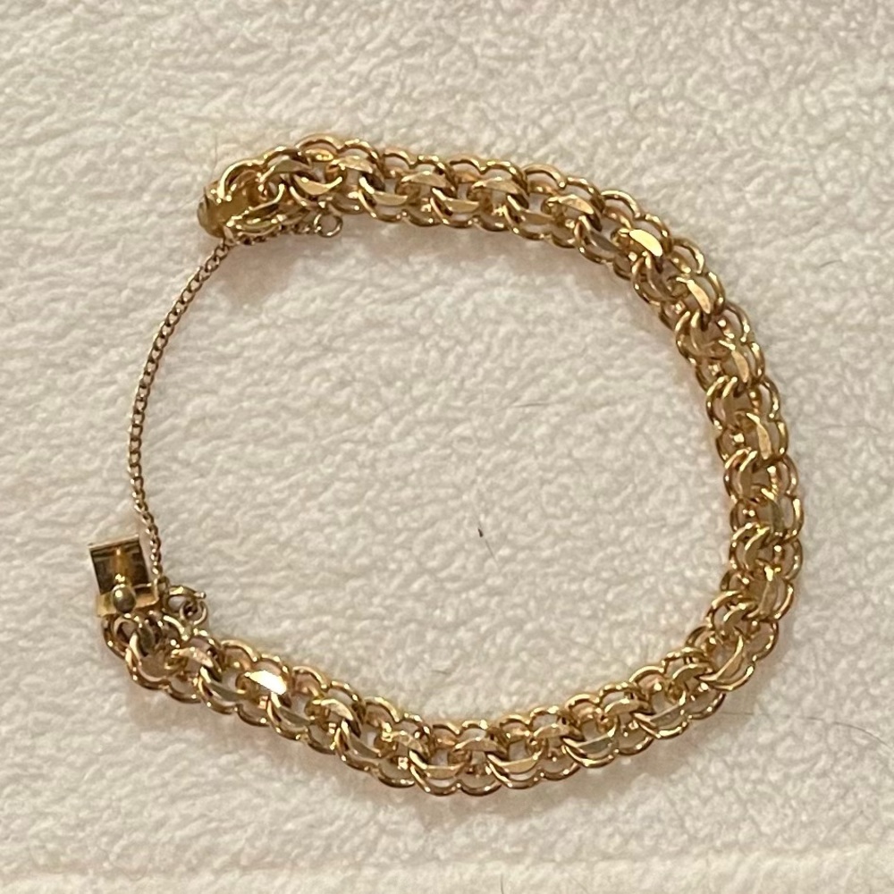 NWOT - 8 inch BALLOU charm bracelet 12k GF